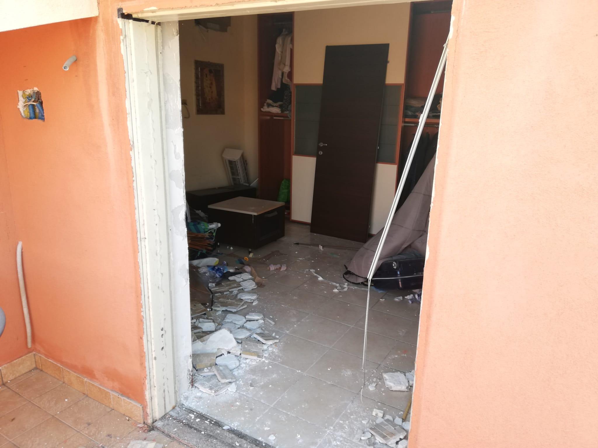 immobile appartamento all'asta in Via G Tomani di Lampedusa n 3 - 95014 Giarre (CT) - 3