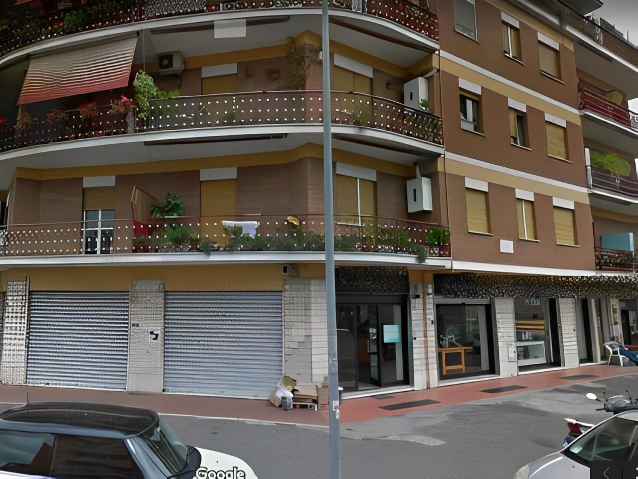 immobile NEGOZIO ALL'ASTA IN VIA CASAL DEL MARMO, ROMA (RM) - 1