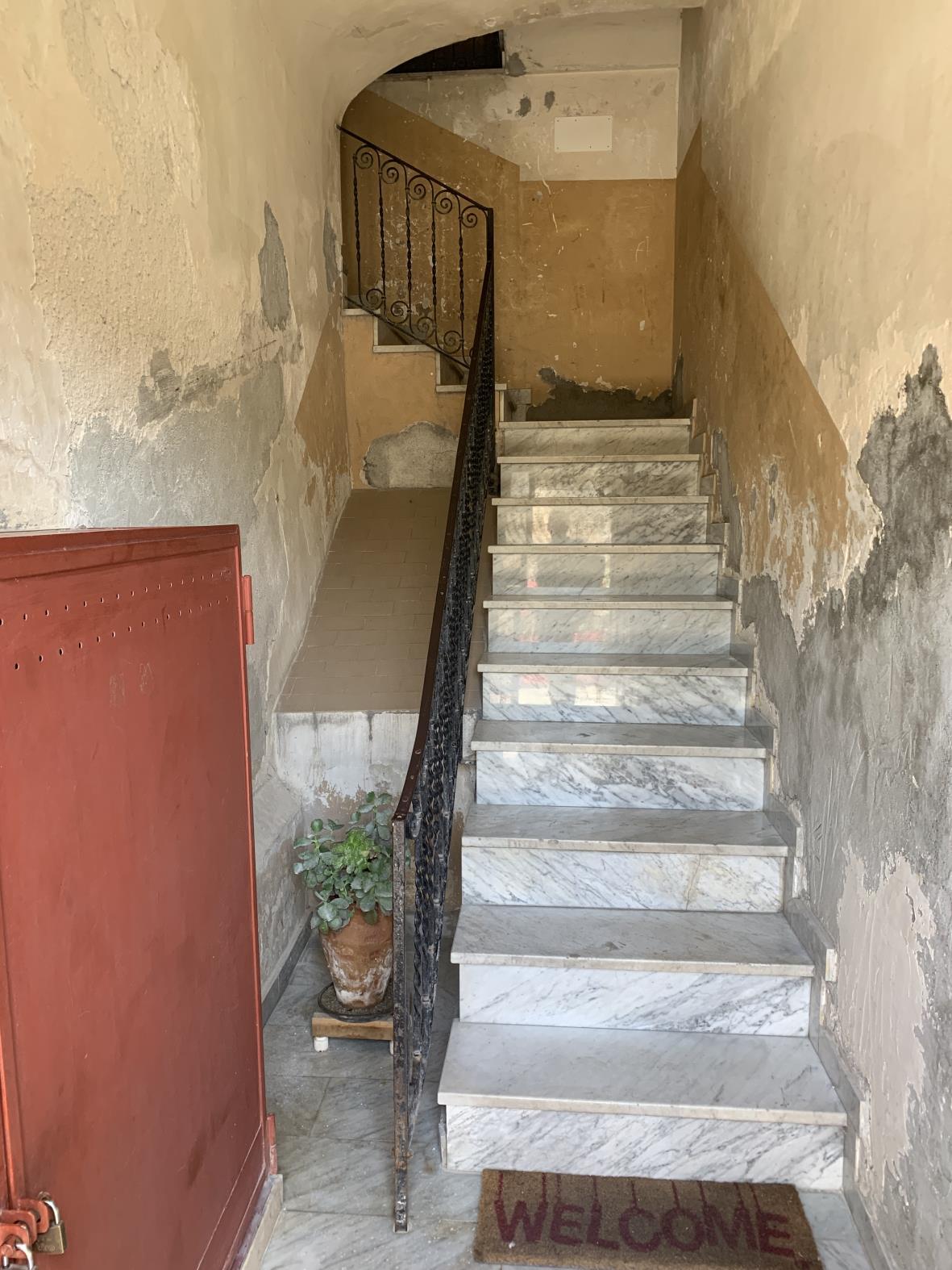 immobile appartamento all'asta in Via Re Manfredi, 53 - 90134 Palermo (PA) - 4