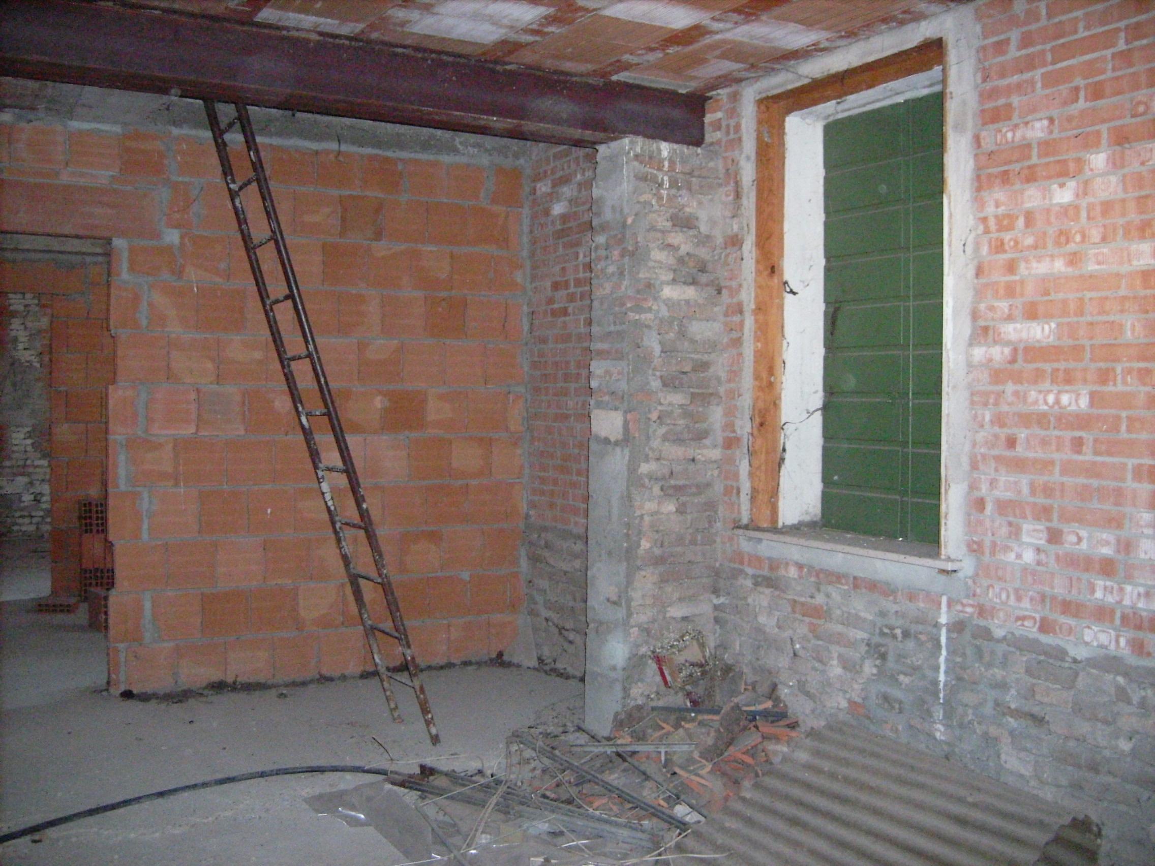 immobile appartamento all'asta in Via Nazario Sauro 1 - 42044 Gualtieri (RE) - 3