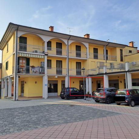 immobile attivita commerciale all'asta in Via Martiri della Libertà 1 - 27046 Santa Giuletta (PV) - 1