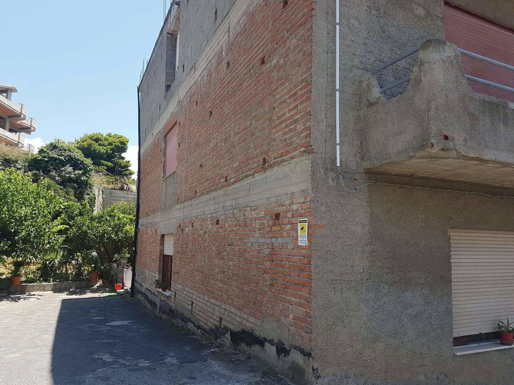 immobile appartamento all'asta in Via Mazzini 3 - 98054 Furnari (ME) - 2