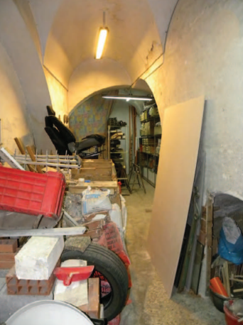 immobile magazzino all'asta in Via Costa n°43 - 95031 Adrano (CT) - 2