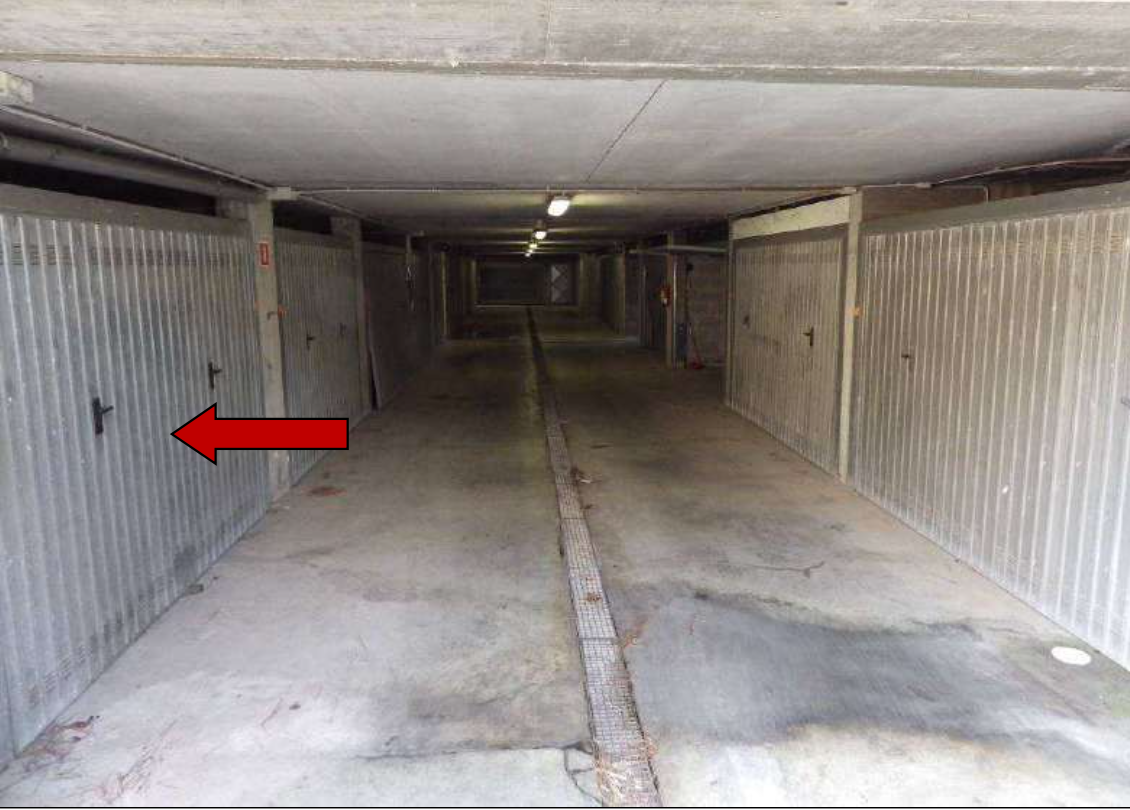 immobile garage all'asta in Via Antonluigi Pietrogrande - 00054 Fiumicino (RM) - 1