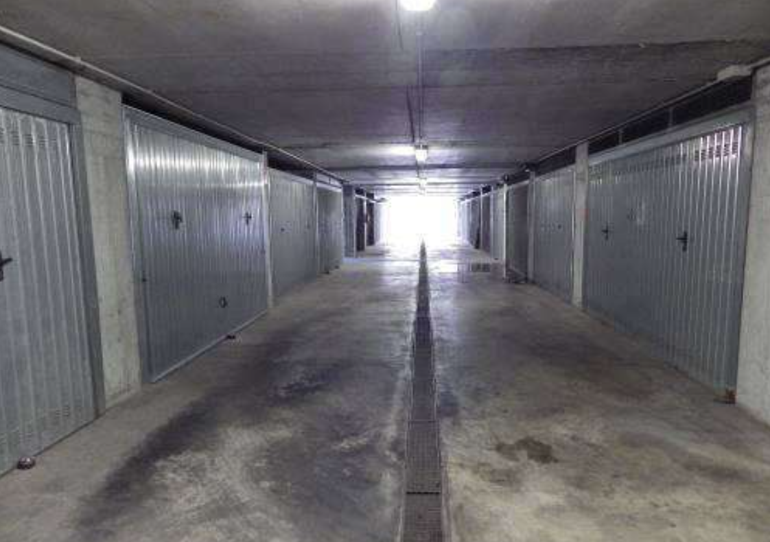 immobile garage all'asta in via antonluigi pietrogrande - 00054 Fiumicino (RM) - 1