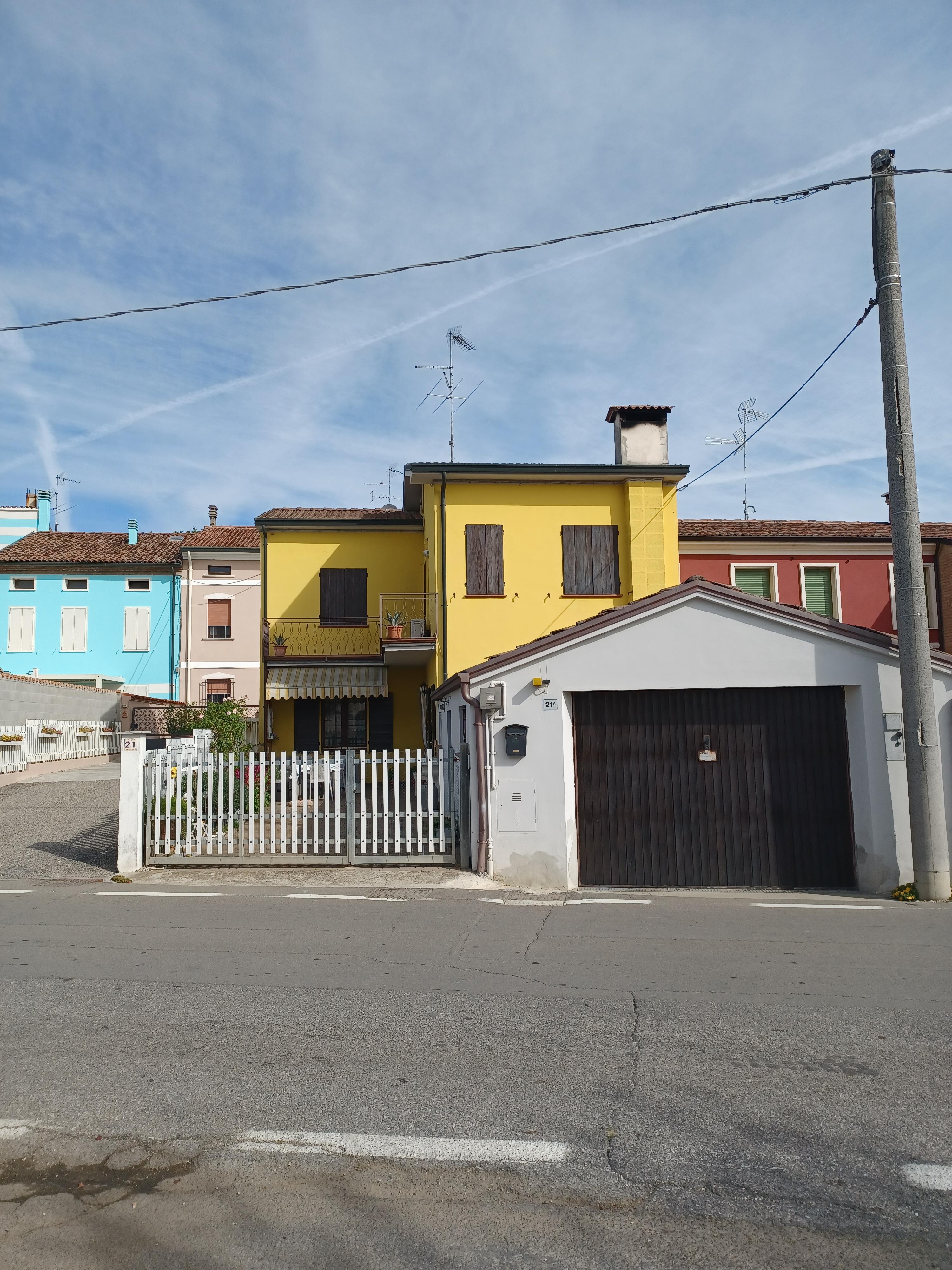 immobile appartamento all'asta in VIA PELLICO N 19 - 46019 Viadana (MN) - 1