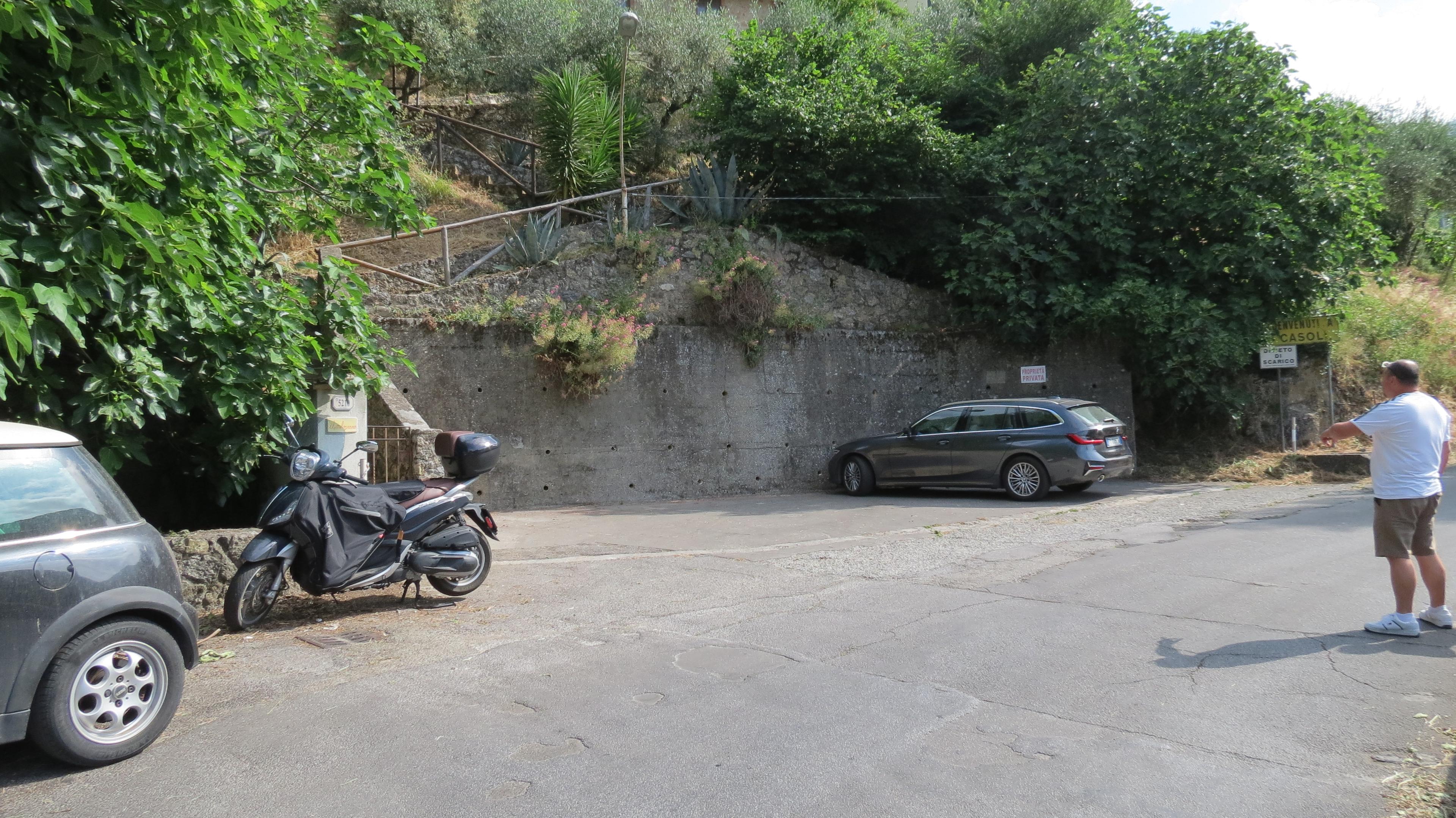 immobile terreno all'asta in Localita' Casoli, via Nuova snc - 55041 Camaiore (LU) - 1