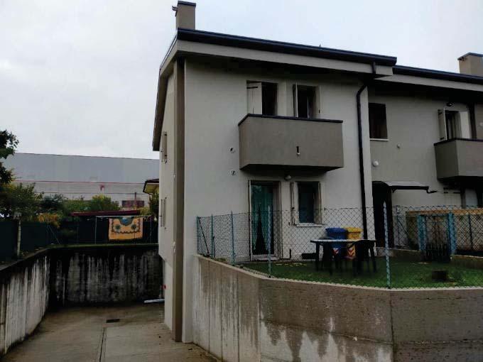 immobile appartamento all'asta in Via Cal di Riese n 9 - 31039 Riese Pio X (TV) - 2