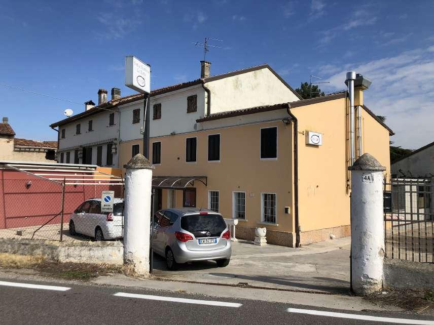 immobile appartamento all'asta in VIA ROTTA N 4A - 46045 Marmirolo (MN) - 1