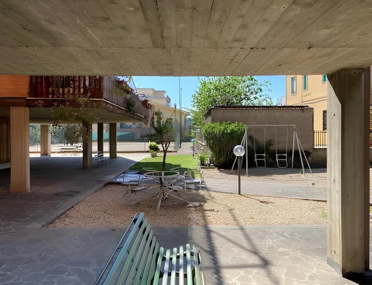 immobile BILOCALE ALL'ASTA IN VIA GIACOMO LAURENZANI, ROMA (RM) - 2