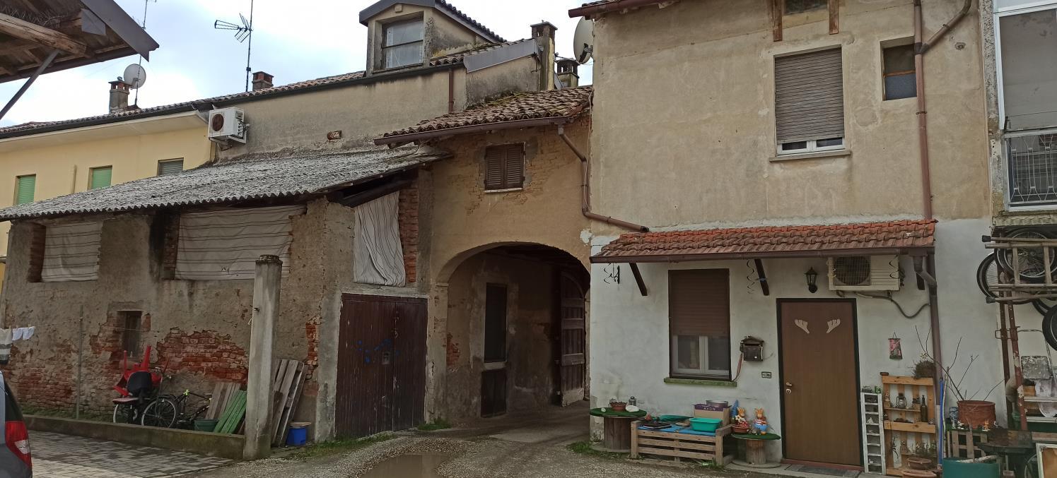 immobile appartamento all'asta in Via Cairoli 72 - 27020 Dorno (PV) - 3
