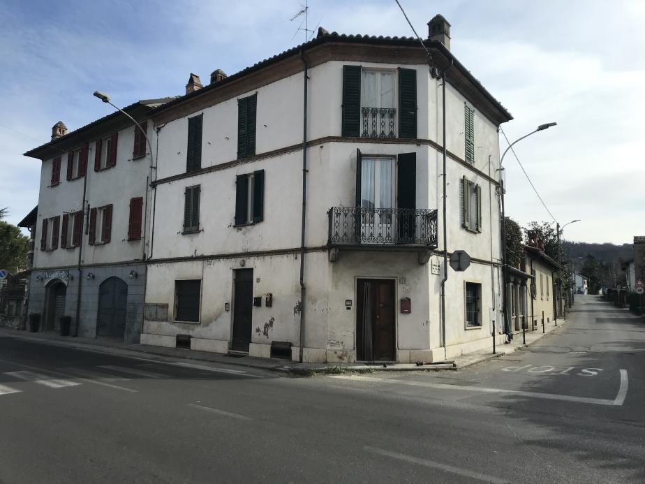 immobile appartamento all'asta in Via San Francesco d'Assisi 1 - 27055 Rivanazzano Terme (PV) - 1