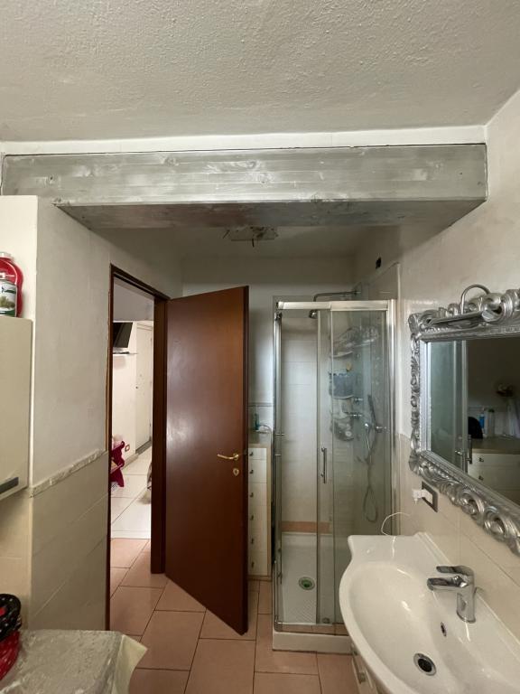 immobile appartamento all'asta in Via Marche 14 - 20031 Cesano Maderno (MB) - 2