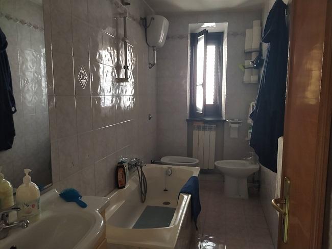 immobile appartamento all'asta in Via C Montano 3/ Via San Cuono 2 - 80011 Acerra (NA) - 5