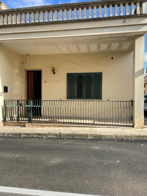 immobile appartamento all'asta in Via Emilia ang via Molise Copertino (LE) - 3