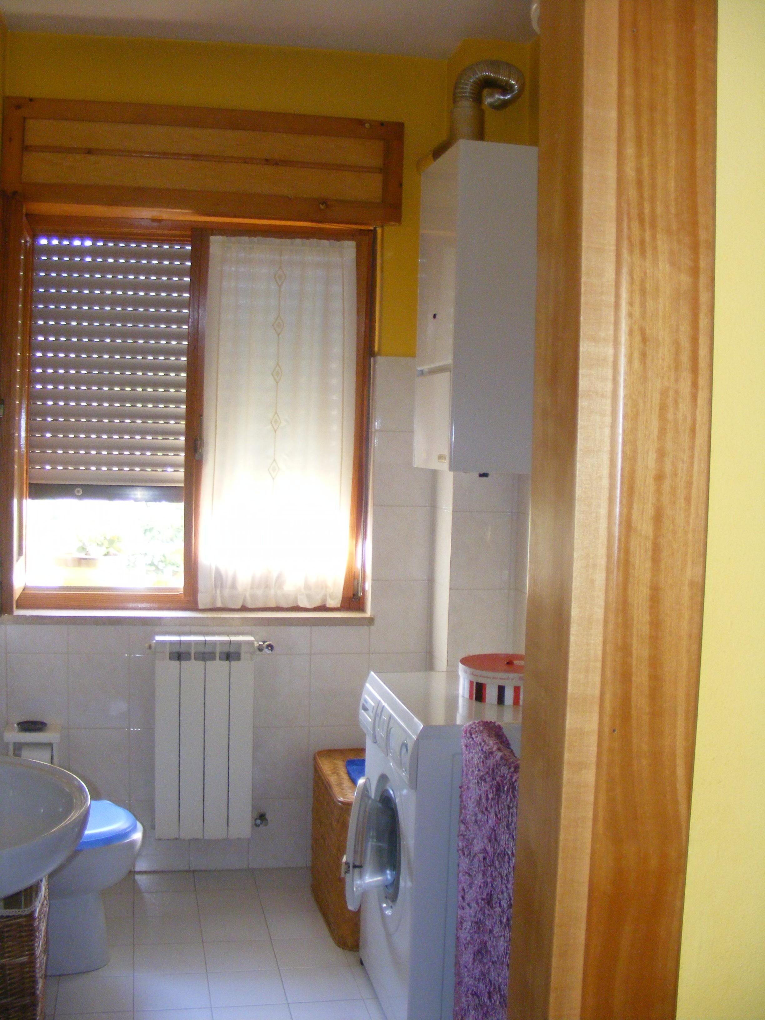 immobile garage all'asta in via della Libera Montella (AV) - 5