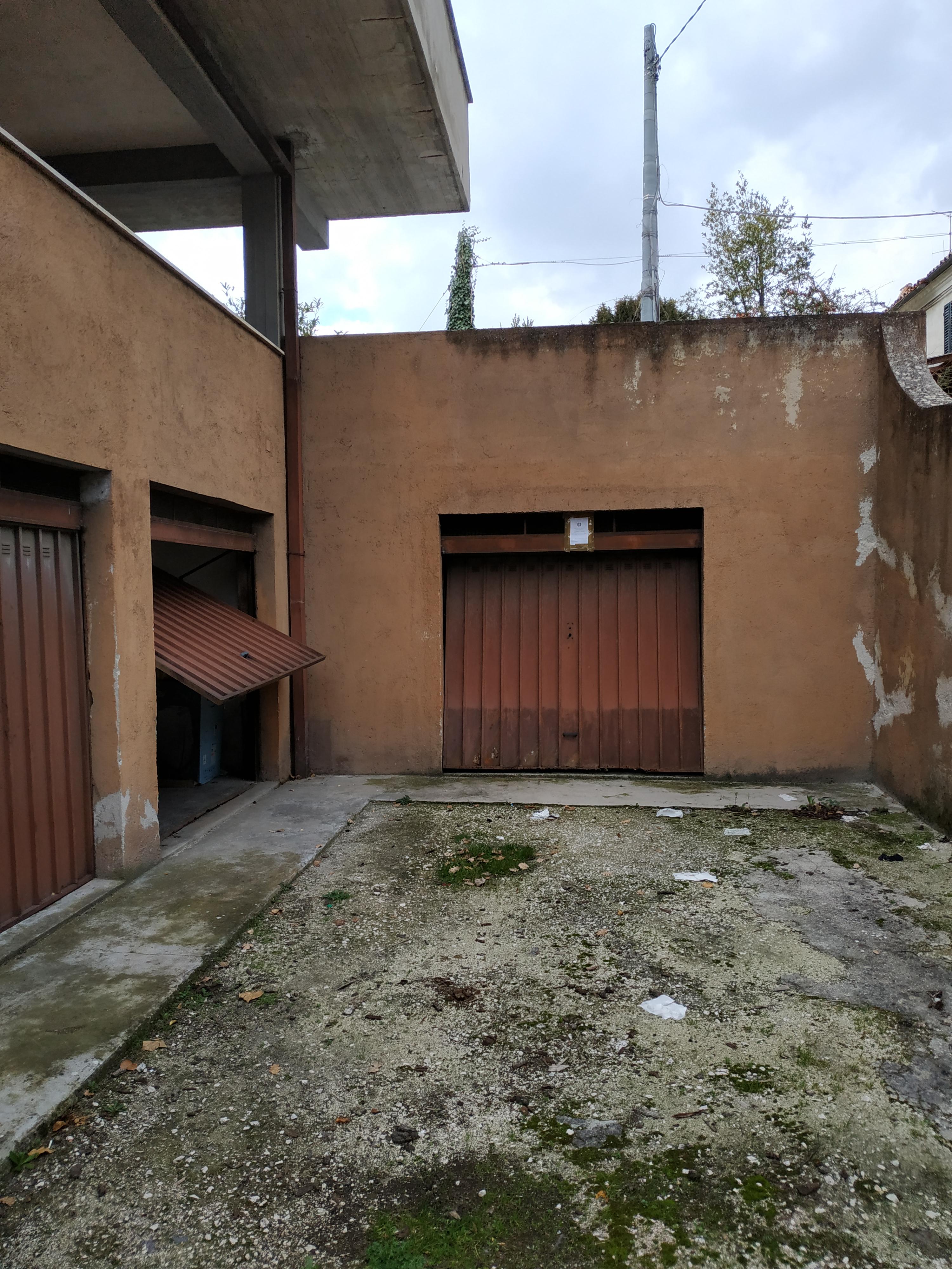 immobile attivita commerciale all'asta in Viale Firenze, 148/E - 06034 Foligno (PG) - 1