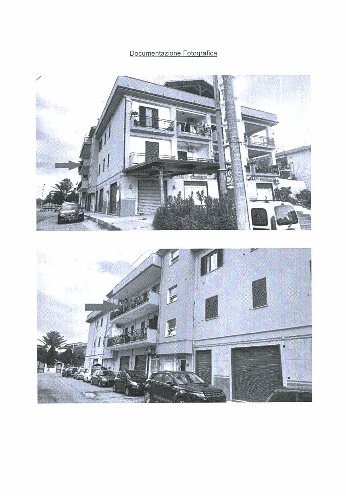 immobile appartamento all'asta in Viale Jon Fitzgerald Kennedy snc - 87060 Crosia (CS) - 1