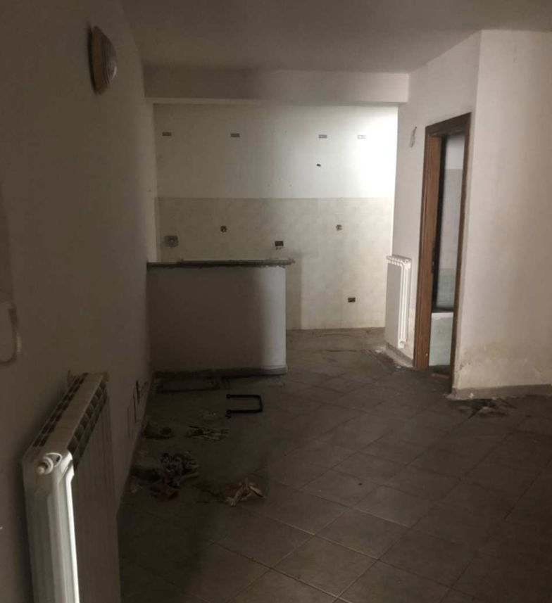immobile appartamento all'asta in Via Paolo VI - 00040 Lariano (RM) - 3