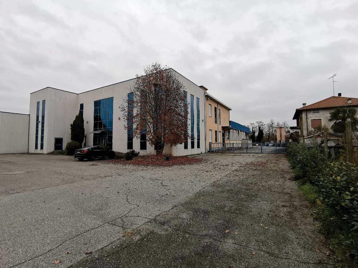 immobile capannone all'asta in via per Gattinara n44 - 13035 Lenta (VC) - 3