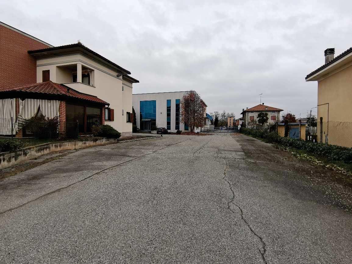 immobile capannone all'asta in via per Gattinara n44 - 13035 Lenta (VC) - 4
