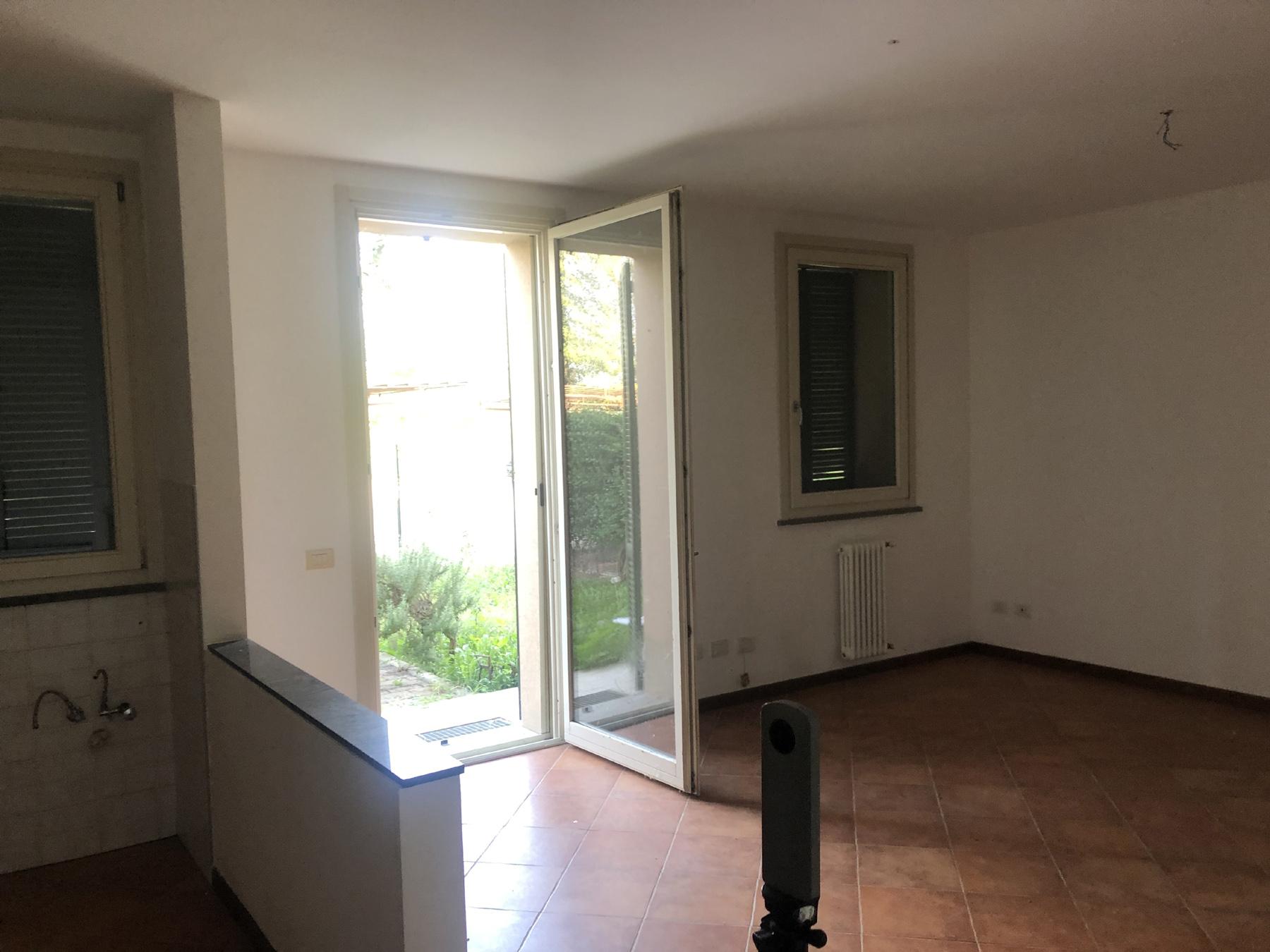 immobile appartamento all'asta in Fidenza, Fraz Ponte Ghiara, 76 - 43036 Fidenza (PR) - 3