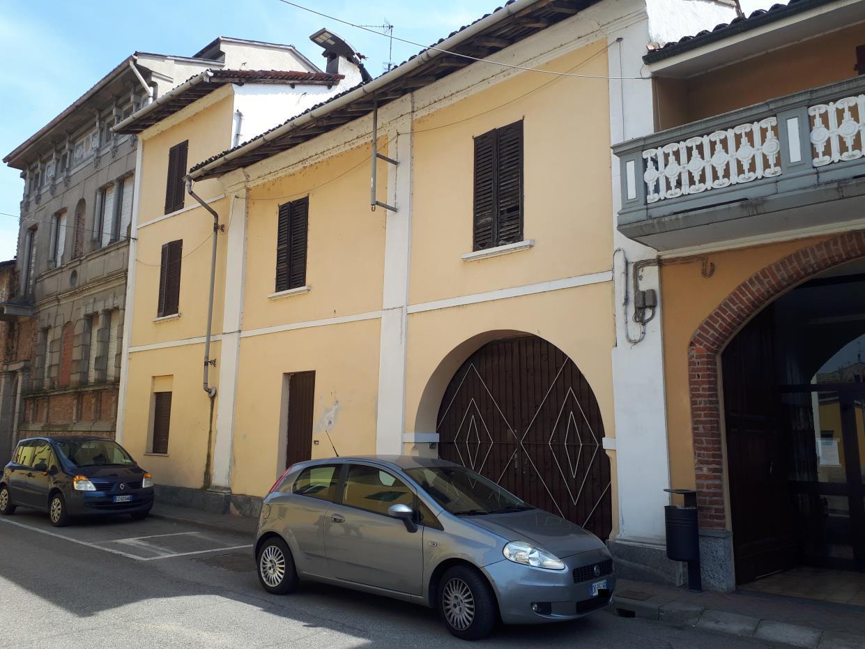 immobile appartamento all'asta in Via Roma 12 - 27030 Castelnovetto (PV) - 1