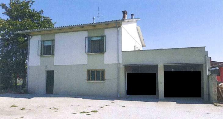 immobile appartamento all'asta in Via Lunga, 2299 - 35046 Borgo Veneto (PD) - 2