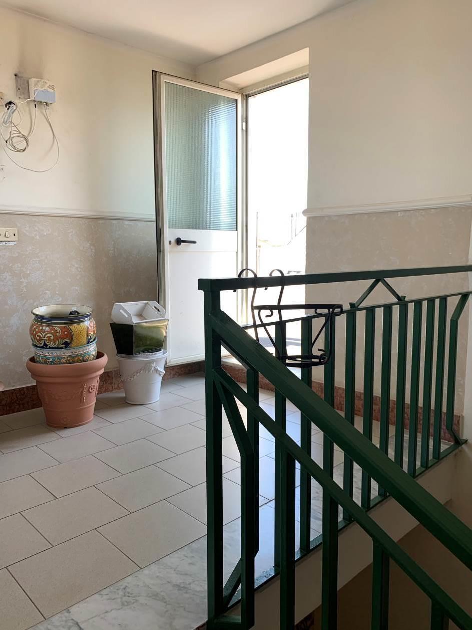 immobile appartamento all'asta in via Filippo Turati n 6 - 80019 Qualiano (NA) - 1