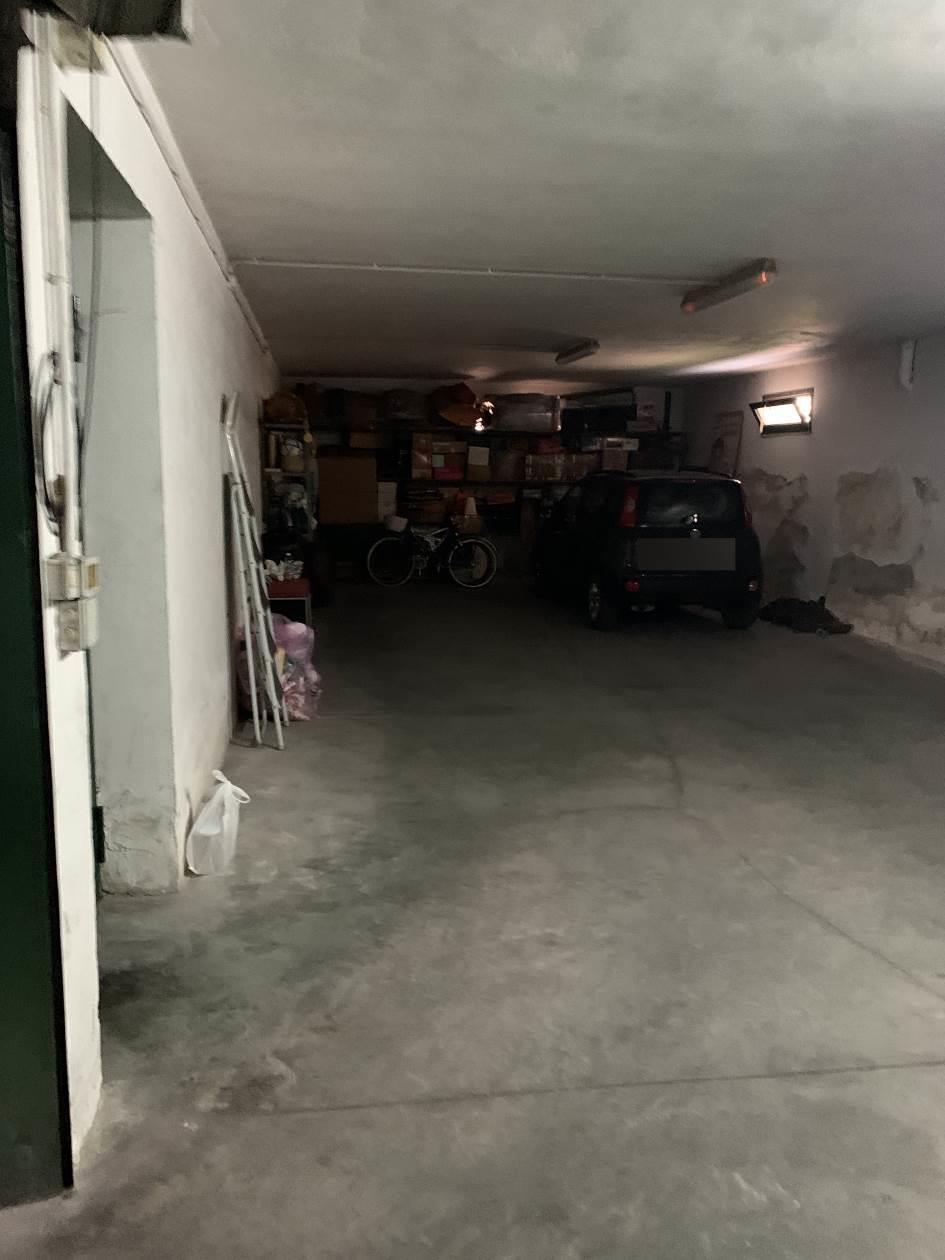 immobile garage all'asta in Via Filippo Turati n 6 - 80019 Qualiano (NA) - 2