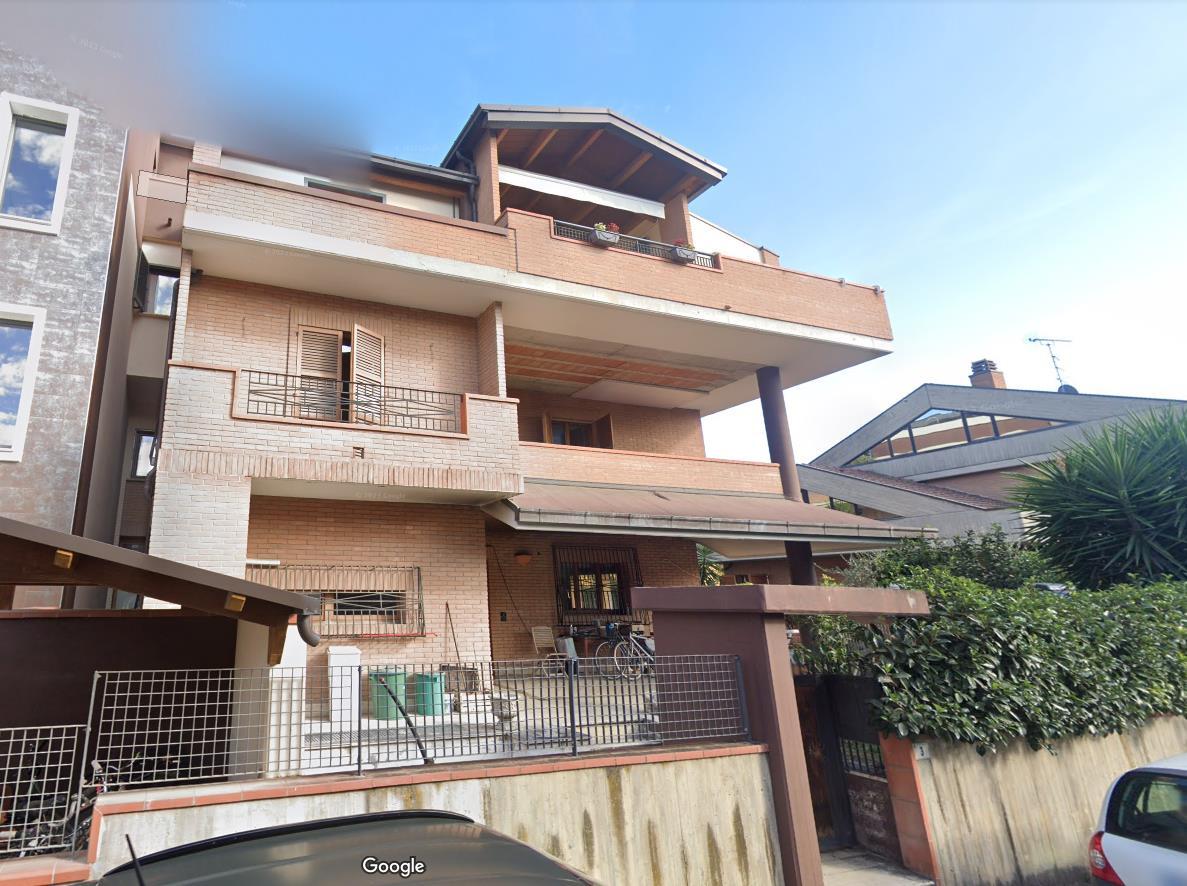 immobile villa all'asta in Via Giovanni XXII - 64018 Tortoreto (TE) - 3