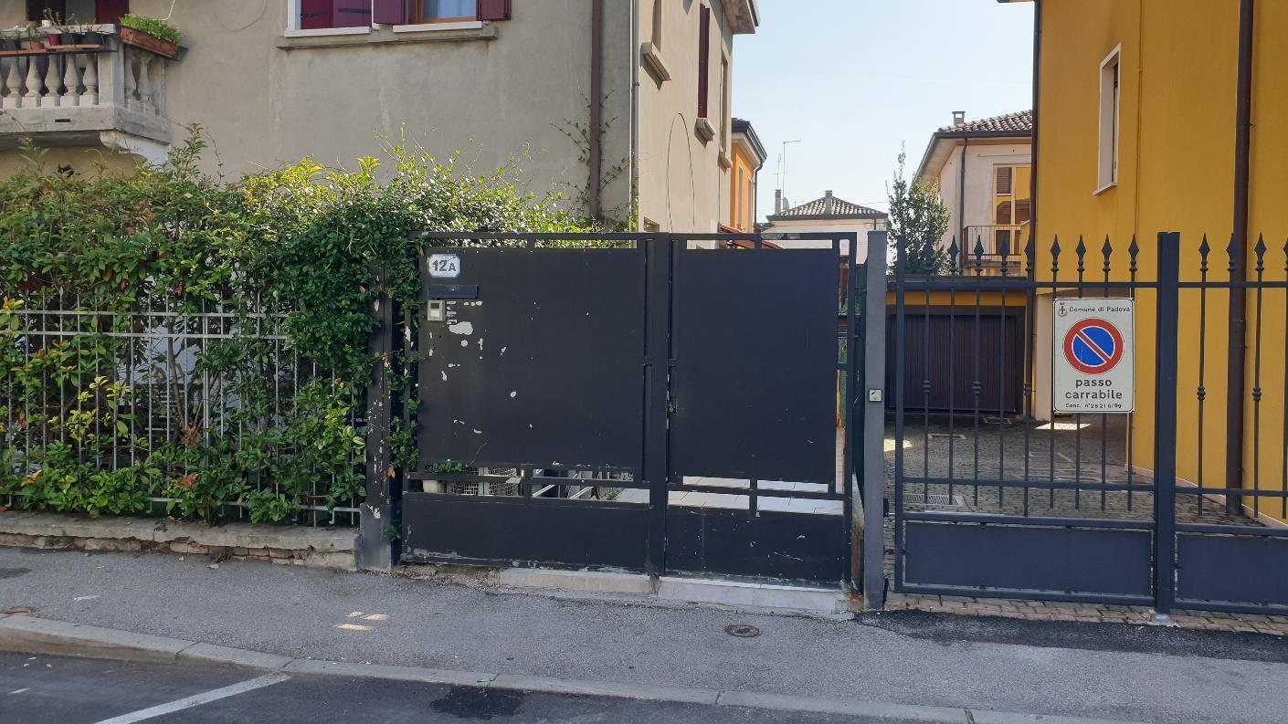 immobile appartamento all'asta in Via N Pizzolo 12 - 35132 Padova (PD) - 3