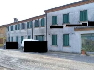 immobile appartamento all'asta in Località Villafora, Piazza San Giorgio, 224 - 45021 Badia Polesine (RO) - 2