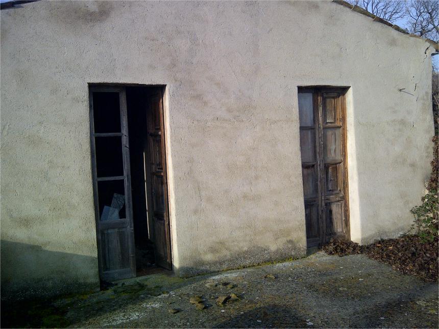 immobile compendio all'asta in Frazione Villa Penna-Località Case Iaconi - 64020 Bellante (TE) - 3