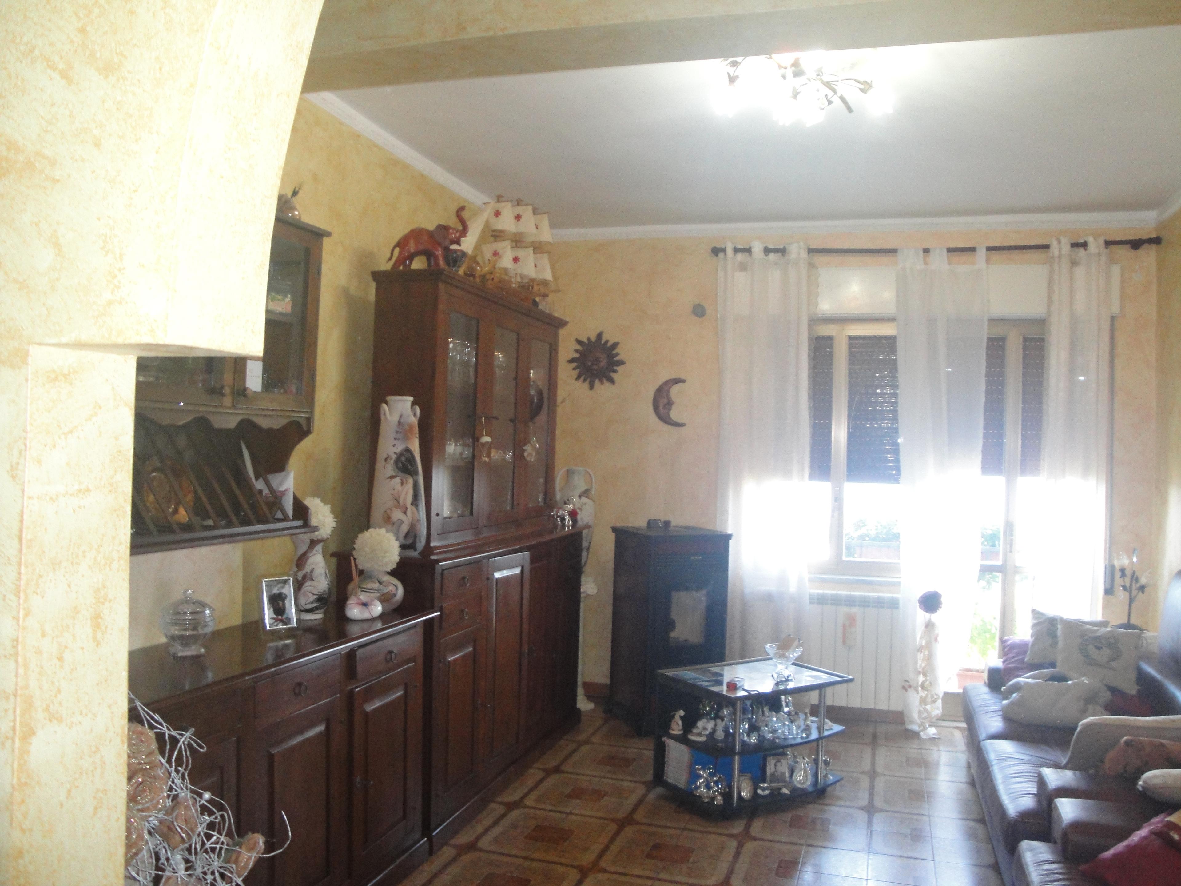 immobile appartamento all'asta in Frazione di Longobardi, Via Cimitero snc (catastalmente alla Via Roma) - 89900 Vibo Valentia (VV) - 3