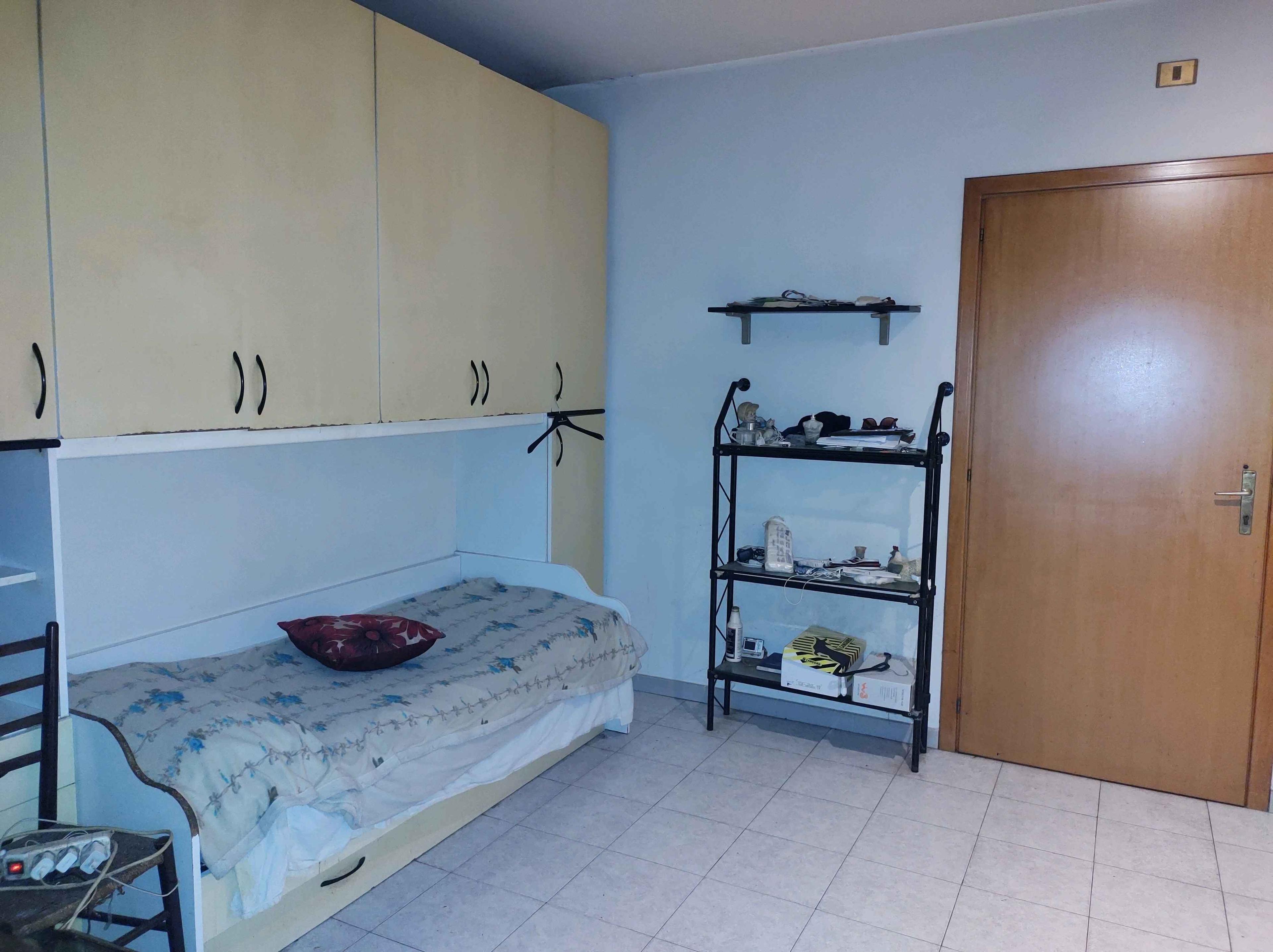 immobile appartamento all'asta in Via Sparagonà n 467 - 98028 Santa Teresa di Riva (ME) - 4