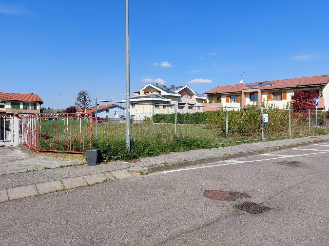 immobile terreno all'asta in via boccaccio, n snc - 24040 Casirate d'Adda (BG) - 4