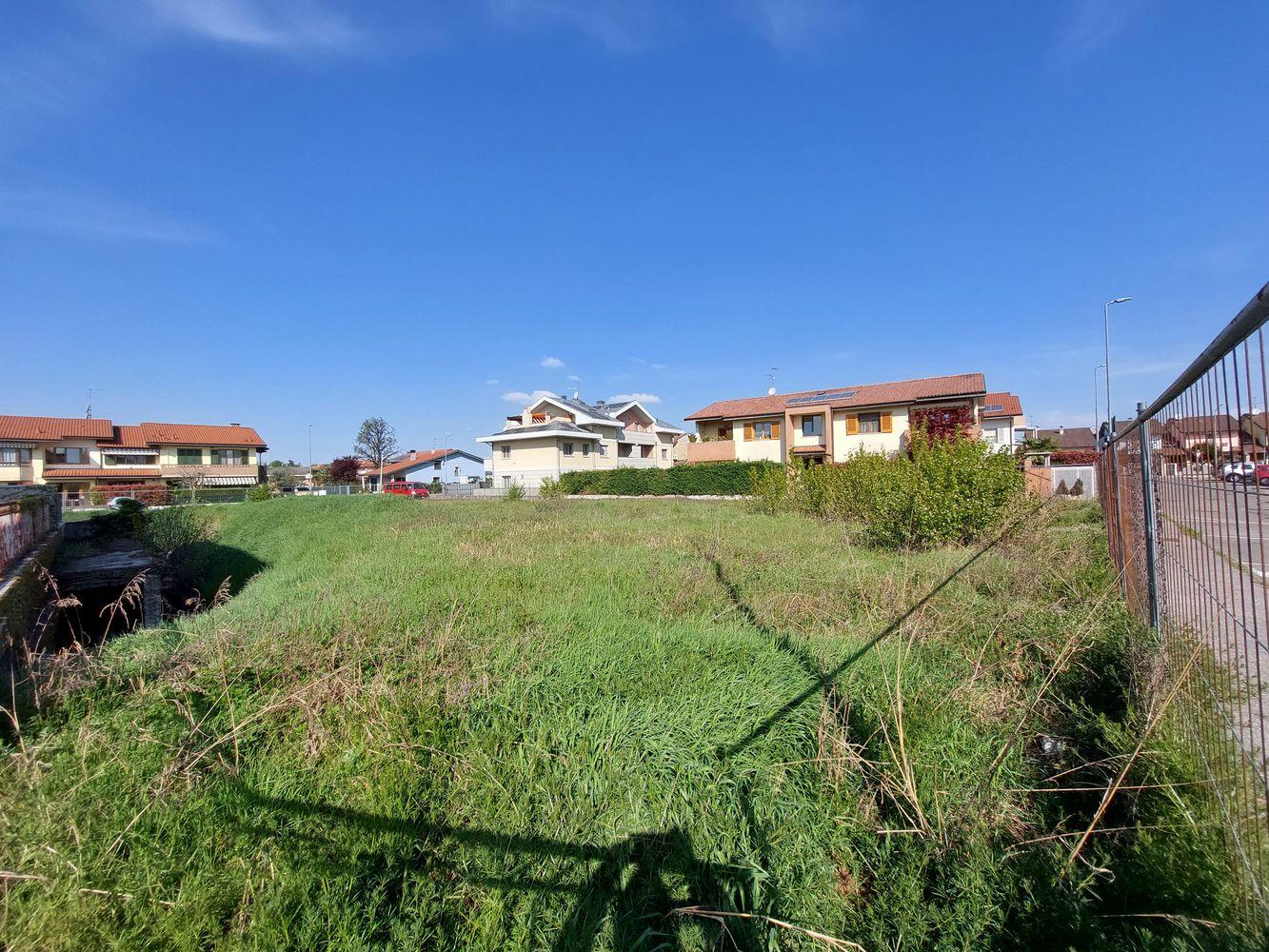 immobile terreno all'asta in via boccaccio, n snc - 24040 Casirate d'Adda (BG) - 2