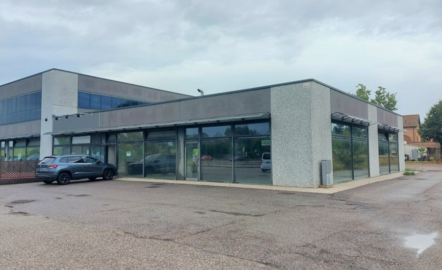 immobile fabbricato all'asta in via gran bretagna, n 7-7a - 45030 Occhiobello (RO) - 1