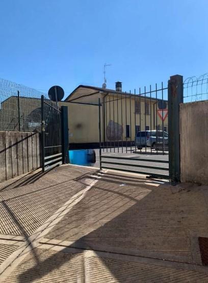 immobile garage all'asta in via Alessandro Volta Borgo San Giacomo (BS) - 2