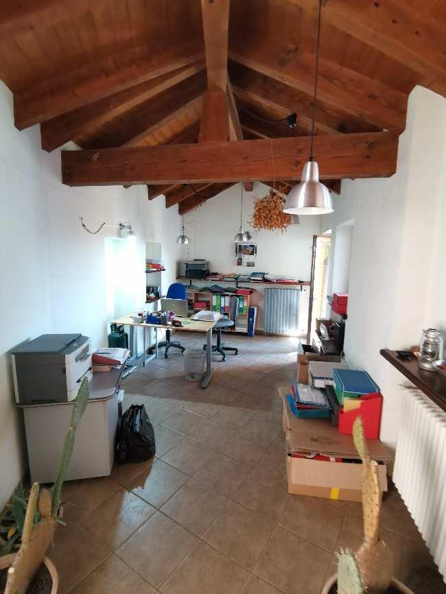 immobile ufficio all'asta in Frazione Caggi, Via Fontana Caggi n 17 - 13011 Borgosesia (VC) - 3