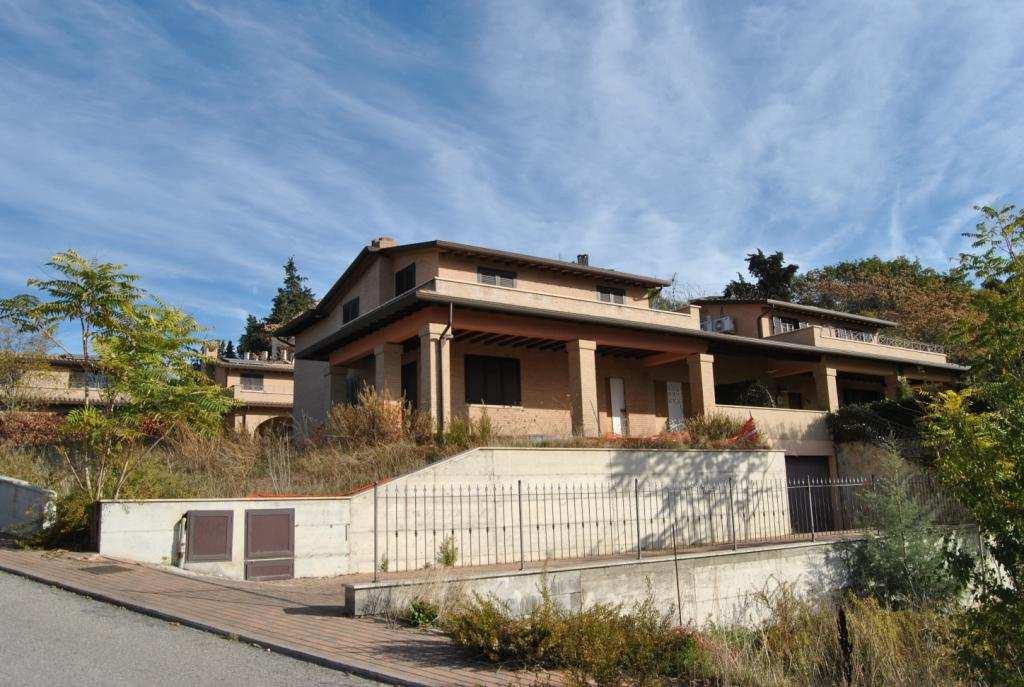 immobile appartamento all'asta in Via dell'acacia snc - 06129 Perugia (PG) - 2