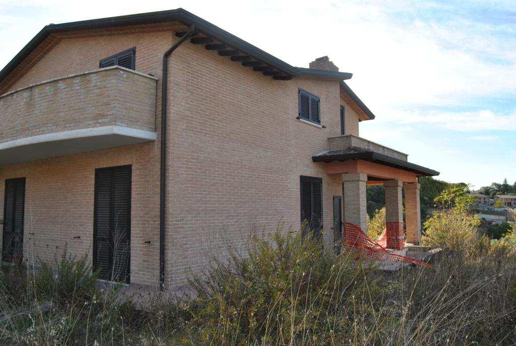 immobile appartamento all'asta in Via dell'acacia snc - 06129 Perugia (PG) - 4