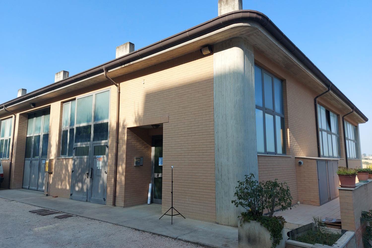 immobile attivita commerciale all'asta in via giorgio la pira, n 5 - 62015 Monte San Giusto (MC) - 1
