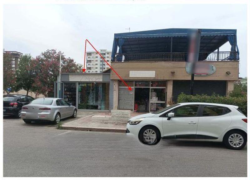 immobile laboratorio all'asta in Via Giovanni Modugno n 29 E/F Bari (BA) - 1