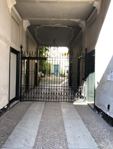 immobile SEI CANTINE ALL'ASTA IN VIA BRAMANTE, MILANO (MI) - 4