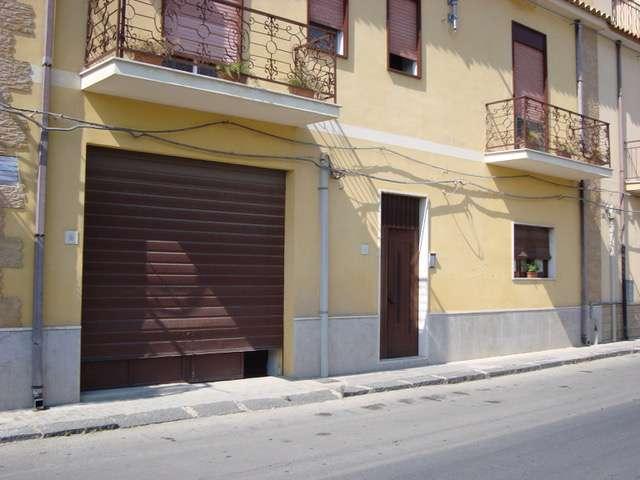 immobile magazzino all'asta in contrada Piano Cugni Grammichele (CT) - 2