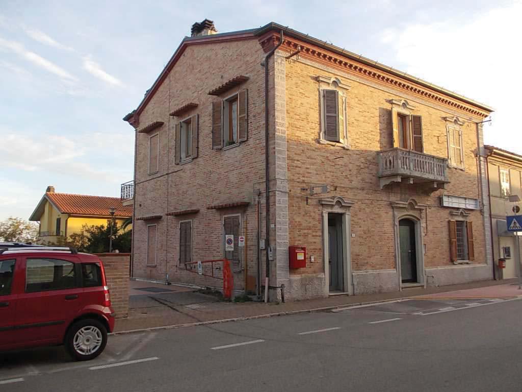 immobile appartamento all'asta in Frazione Cerasa - Via Vittorio Veneto 7-9-11 - 61039 San Costanzo (PU) - 2