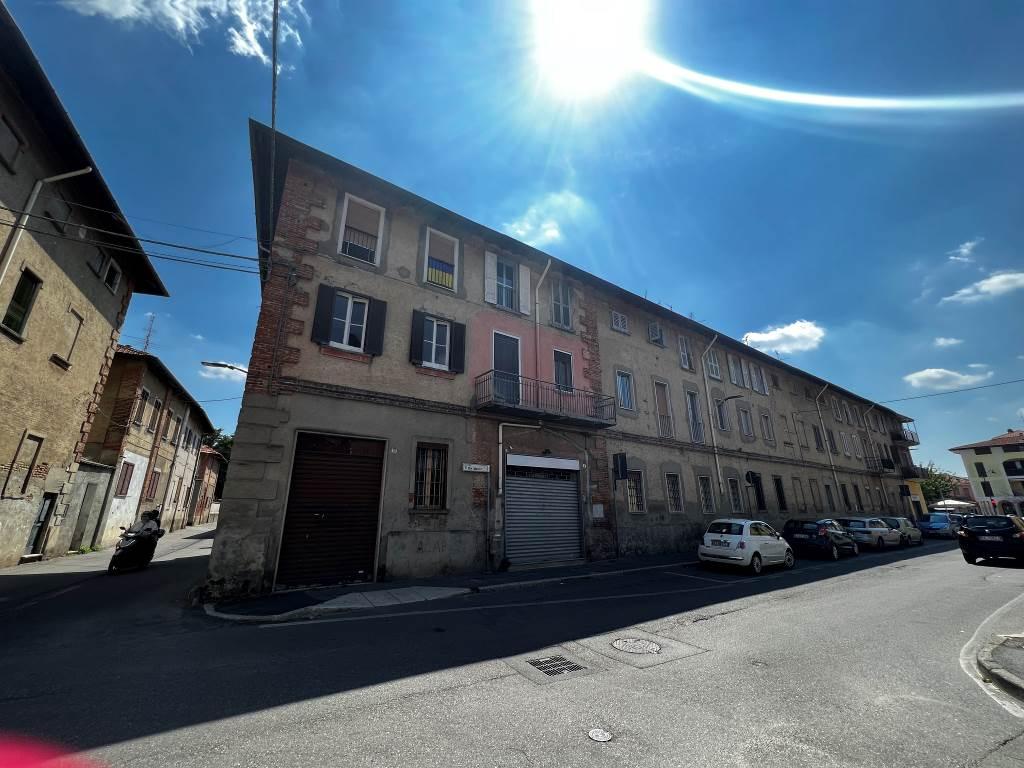 immobile appartamento all'asta in Via Giovanni Andrea Caravaggio n 2 - 20031 Cesate (MI) - 1