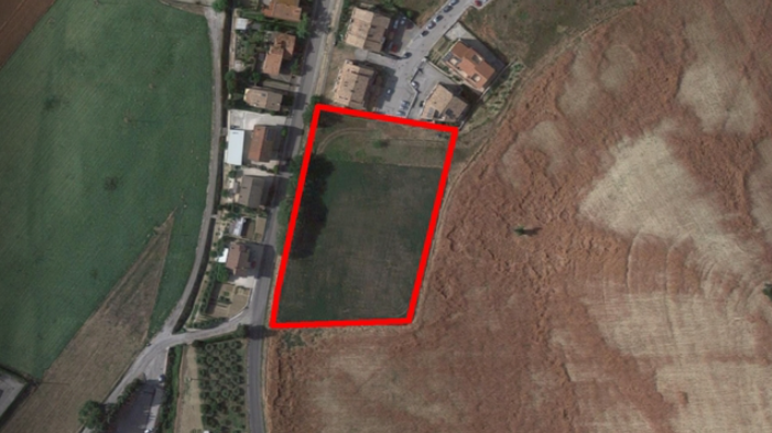 immobile terreno all'asta in loc aneto, via e fermi, n snc - 62010 Montelupone (MC) - 1